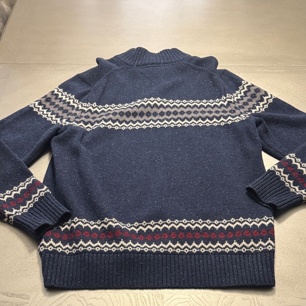 Tommy Hilfiger Men's Navy and Red Zip-Up Sweater - Picture 11 of 12